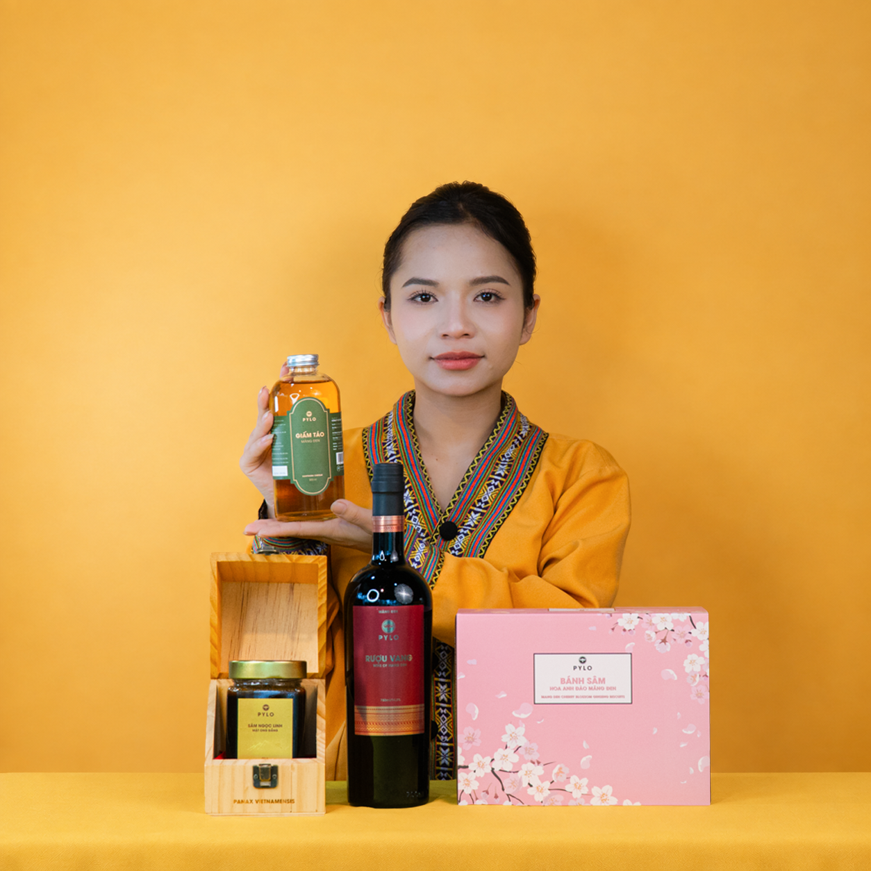 Combo Quốc Bảo Tri Ân