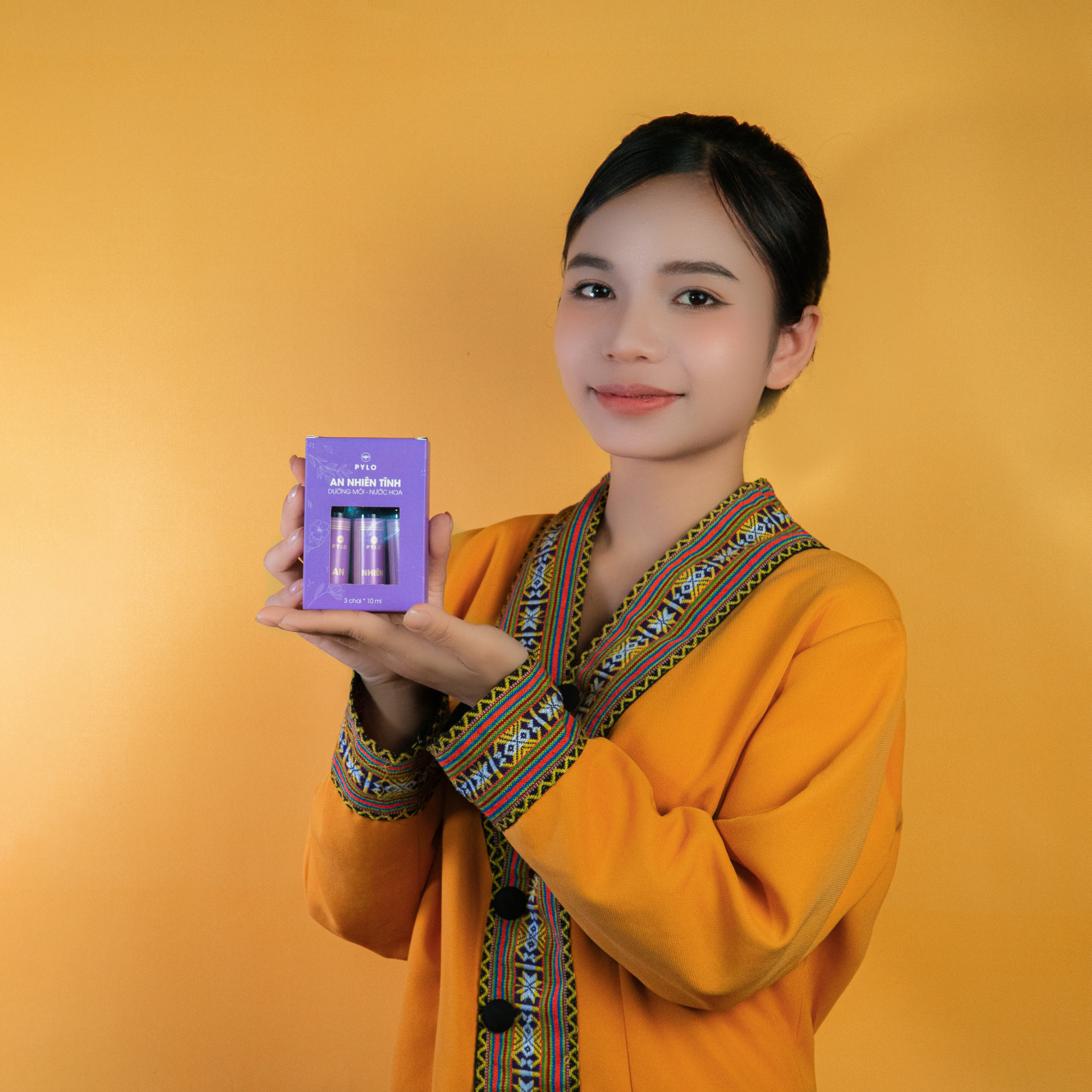 Nước Hoa Thảo Dược PyLo