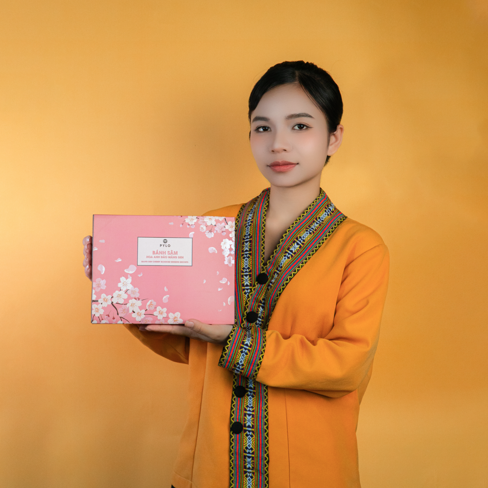 Bánh Sâm Hoa Anh Đào PyLo