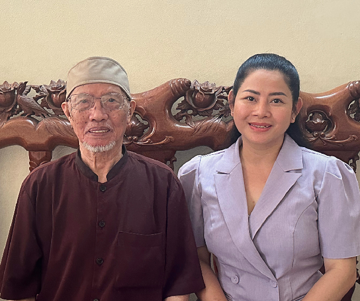 Chị Lê Kim Loan và dược sĩ Đào Kim Long